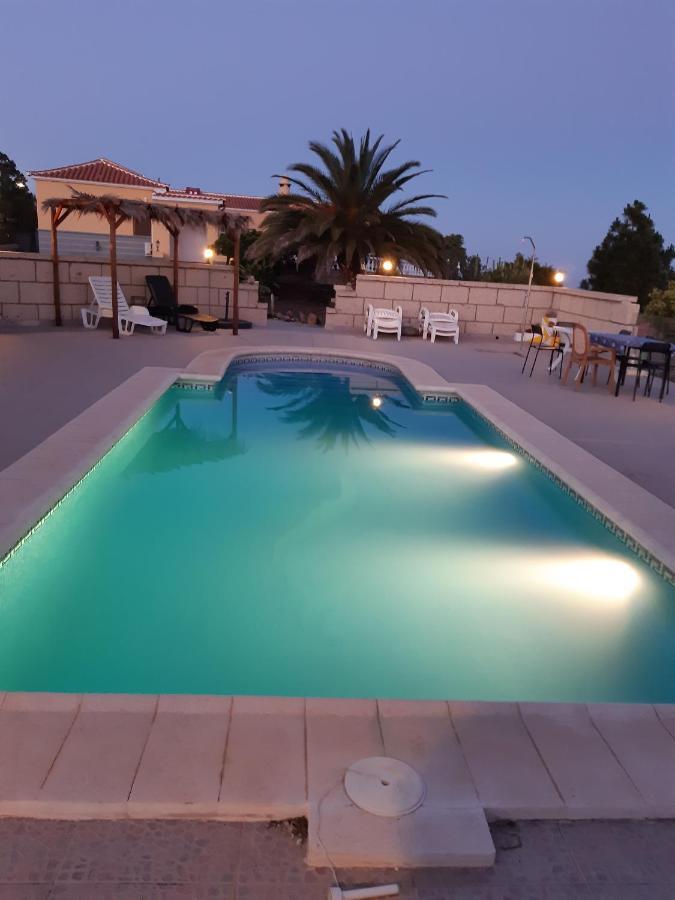 Casaenos Apartment กรานาดิลญา เด อาโบนา ภายนอก รูปภาพ